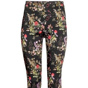 H&M Floral print ankle slacks